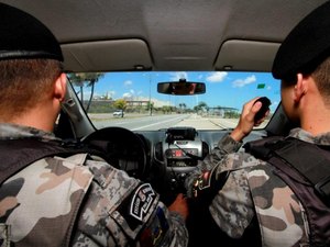 Durante patrulhamento, PM prende suspeitos de praticar assalto