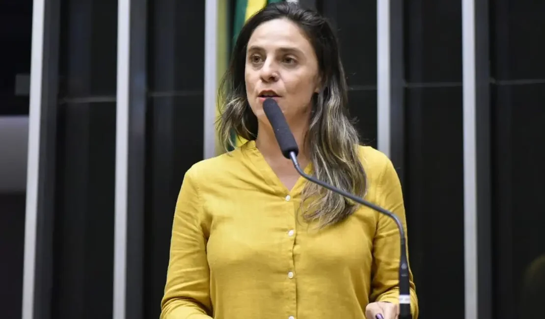 Projeto quer suspender salário de militares da ditadura