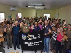 Profissionais de Maragogi recebem certificados do PROERD