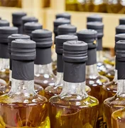 Anvisa proíbe venda de azeite e suspende doce de leite e sal grosso