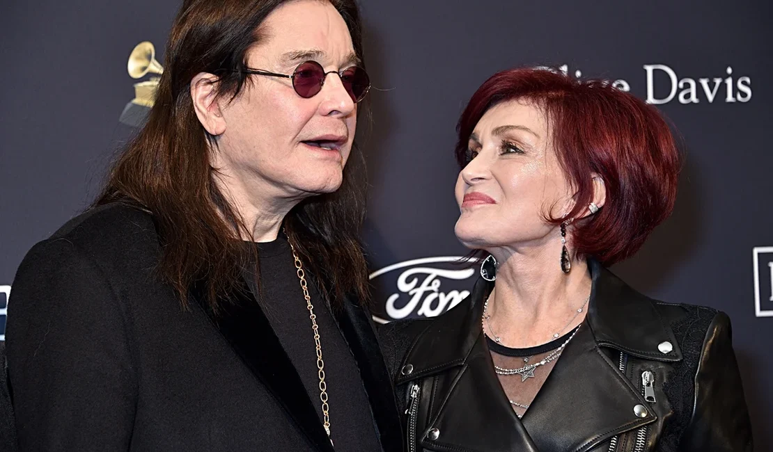 Em livro póstumo, Ozzy revela reação de esposa ao descobrir traições
