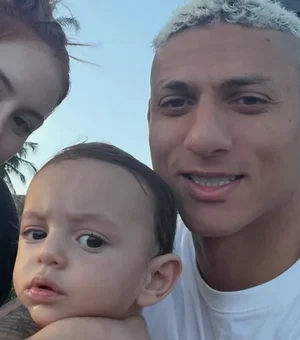 Quem é Amanda Araujo, esposa de Richarlison que viralizou nas redes