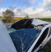 Carro de vereador de Pariconha bate em cavalo a caminho de Pilar