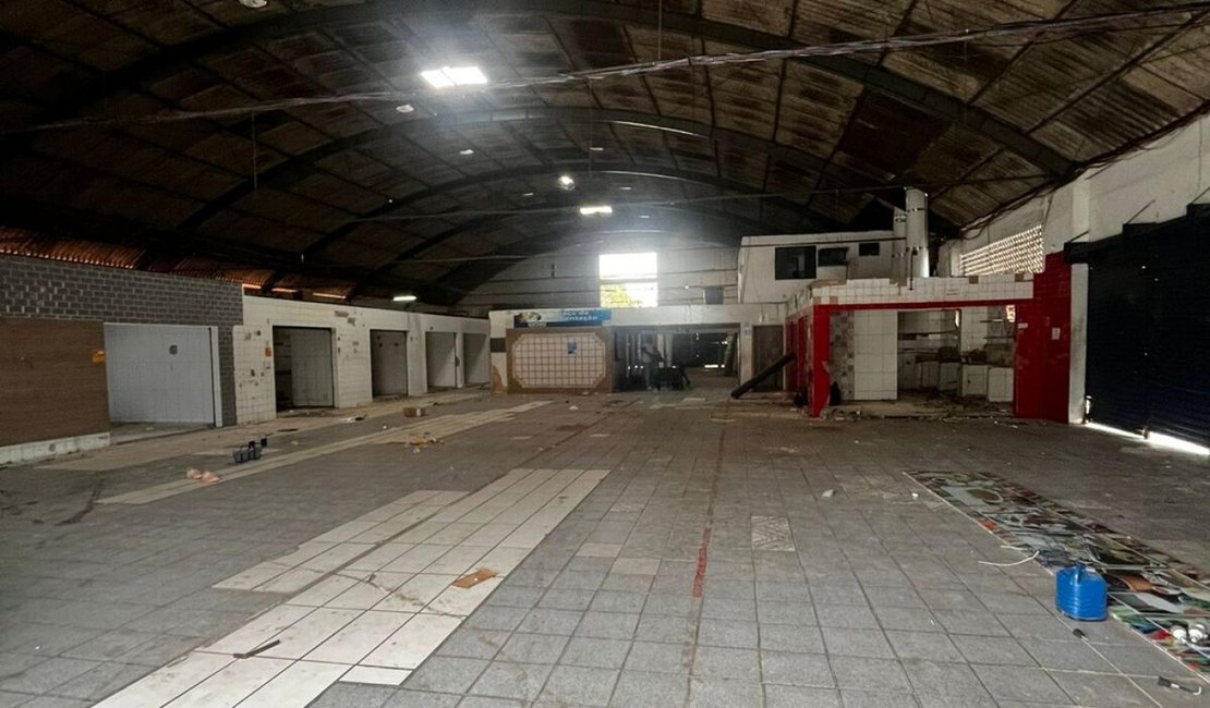 Mercado de Jaraguá inicia requalificação após transferência de permissionários