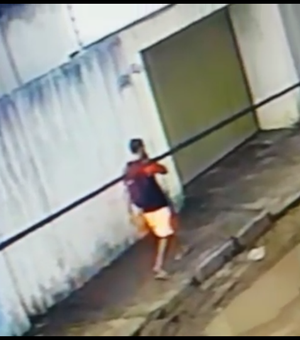 Flagrado em vídeo, jovem suspeito de furto à residência é preso