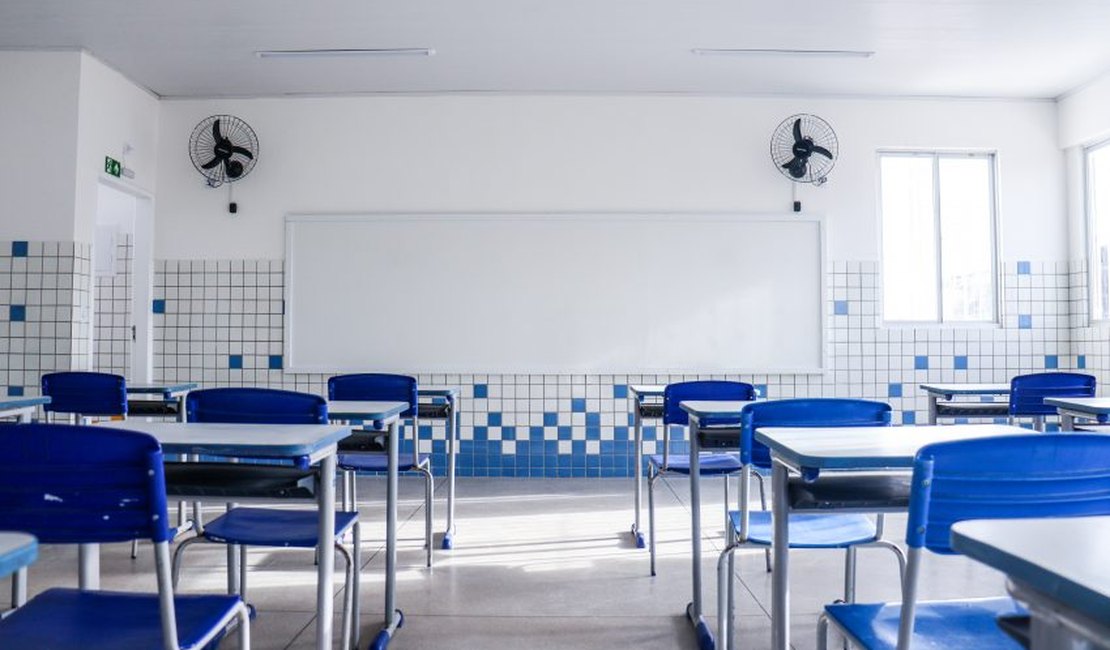 Onda de calor em Maceió gera discussões sobre a falta de climatização nas salas de aula