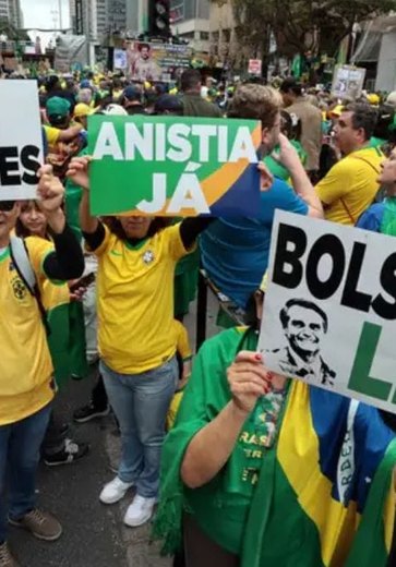 Deputados se preparam para votar urgência da anistia contra a vontade de parte da população