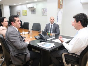 Severino Pessoa assegura novos investimentos para a saúde em 2020