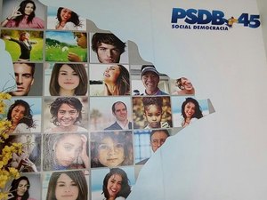 Partido brasileiro usa foto de Selena Gomez em banner eleitoral