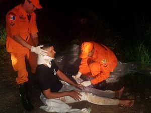 Motoqueiro colide em cavalo e fica ferido em Maragogi