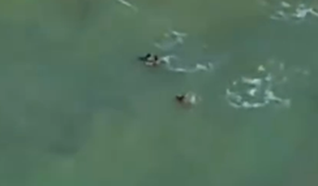 Guarda-vidas salvam criança arrastada por corrente de retorno em Jacarecica