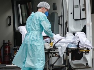 Brasil registra mais 3.808 mortes e 82.186 casos de covid-19 em 24 horas