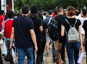 Segundo dia do Enem: candidatos respondem a 90 questões até 18h30