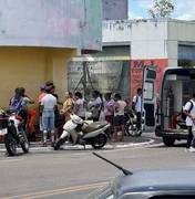 Colisão entre carro e moto deixa duas pessoas feridas em Delmiro Gouveia