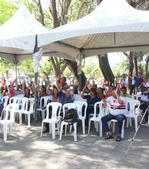 Servidores da Ufal aprovam estado de greve em assembleia geral