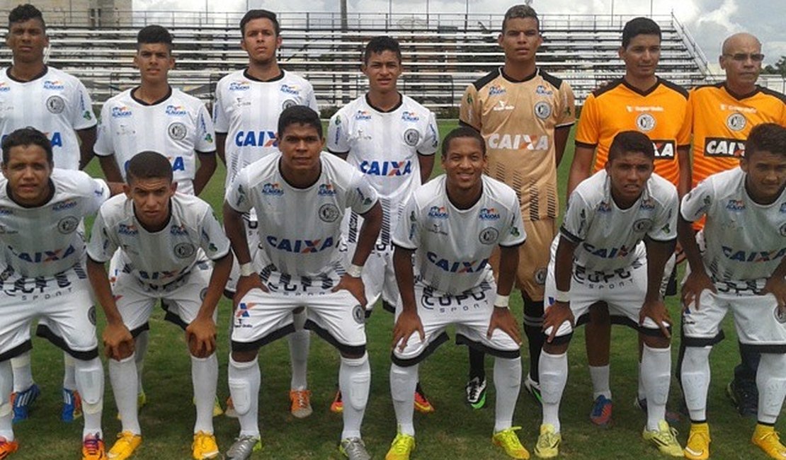 ASA assina contrato profissional com sete promessas da base