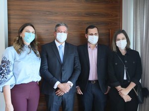 Deputada Cibele Moura e Jó Pereira se reúnem com Arthur Lira