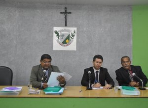 Uso de celular em sala de aula pode ser proibido