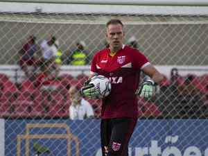 João Carlos quer nova vitória do CRB para time embalar e deixar Z4 da Série B