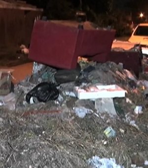Moradores do Barro Duro denunciam descarte irregular de lixo