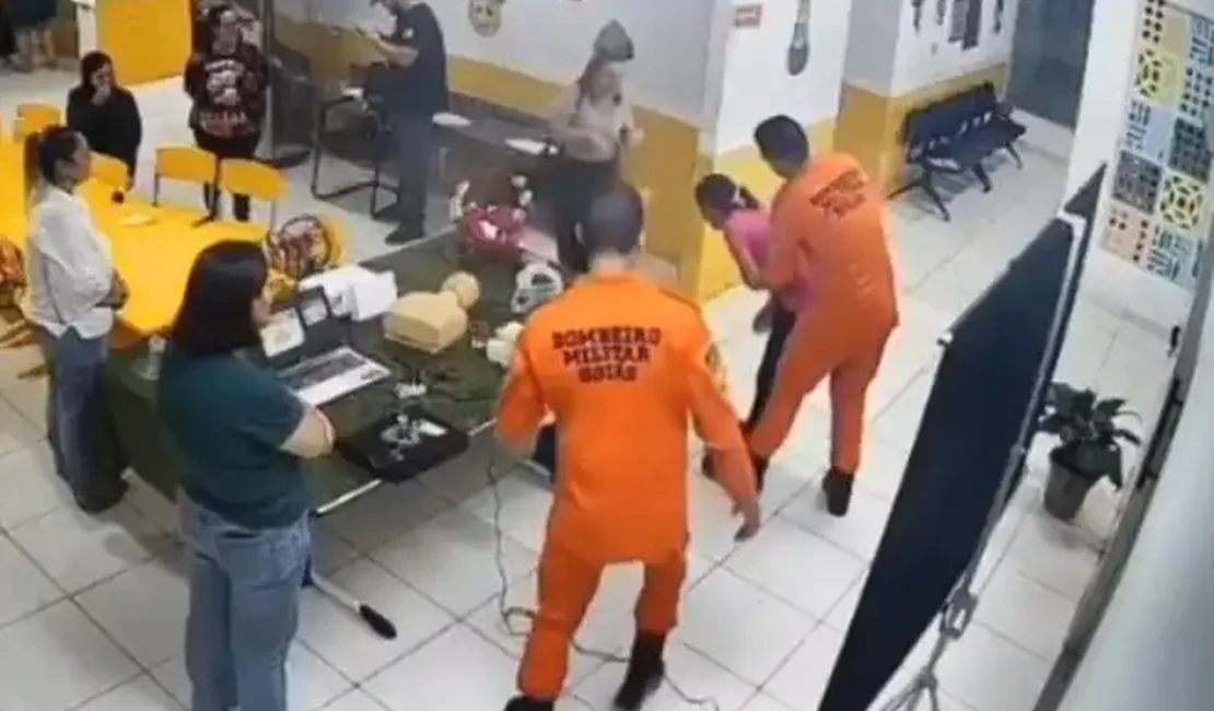 Após palestra sobre primeiros socorros, servidora engasga e é socorrida pelos bombeiros