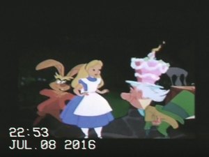 Casa da Mata lança 'vídeo caseiro' de música que evoca Alice