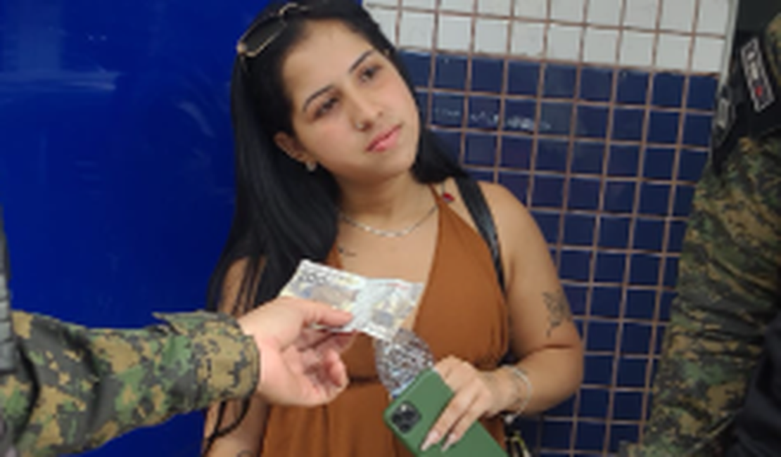 Arapiraquense é presa no interior do Ceará com R$ 2,1 mil em notas falsificadas