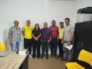 Girau do Ponciano garante melhorias no transporte ao firmar acordo com motoristas e a Arsal