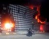 [Vídeo] Três pessoas são resgatadas de incêndio de grande porte em borracharia de Penedo