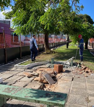 Leonardo Dias comemora obras de revitalização no bairro do Jaraguá