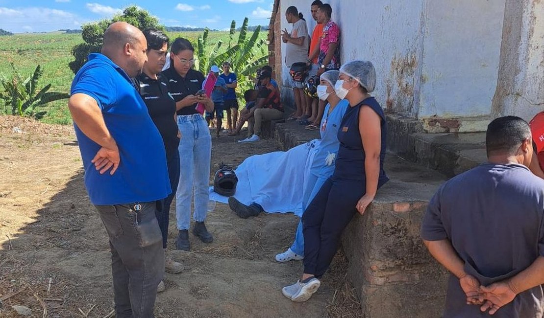 Colisão entre caminhonete e moto deixa vítima fatal na entrada de Ibateguara