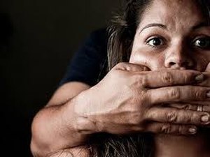 Mulher ameaça matar o marido e arma é encontrada na residência do casal