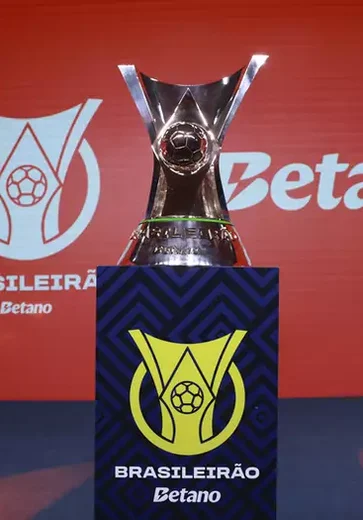 Brasileirão Série A e a Disputa Pelo Título: Favoritos, Reforços e Rivalidades em Alta