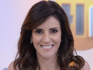 Após 17 anos de Globo, Monalisa Perrone apresenta JN pela primeira vez
