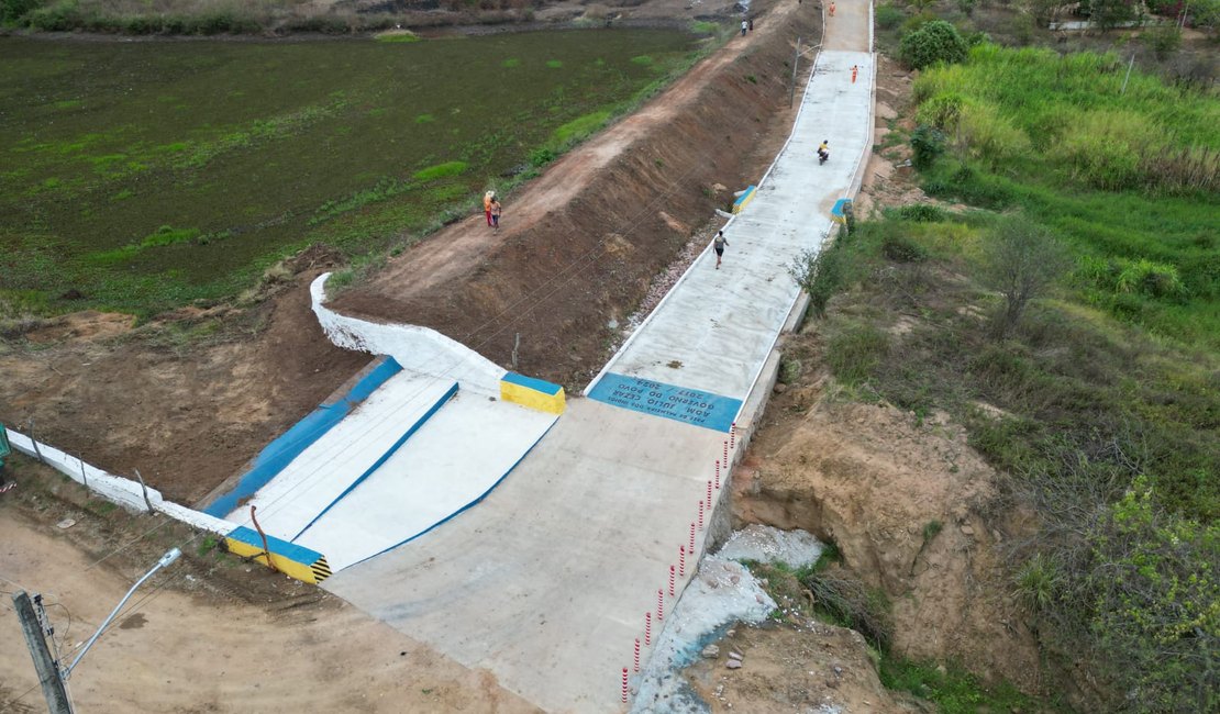 Prefeitura de Palmeira inaugura pontes nas comunidades Luciana e Riacho Fundo de Baixo nesta sexta (17)