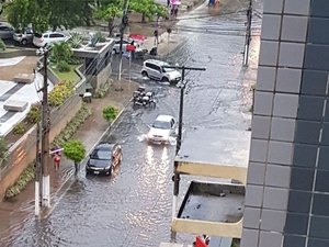 Chuvas se intensificam e Inmet eleva alerta para 34 municípios alagoanos