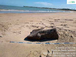 Caixa misteriosas são encontradas na Barra de Santo Antônio