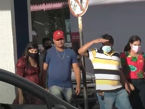 [Vídeo] Fim do uso obrigatório de máscara facial em Arapiraca divide opiniões