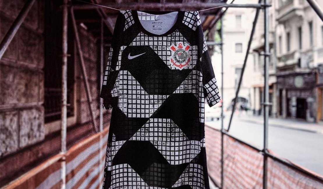 Corinthians lança nova camisa em homenagem à cidade de São Paulo