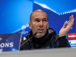 Real Madrid confirma volta de Zidane ao comando do time