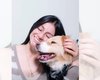Cachorro de rua se emociona ao ouvir que será levado para casa