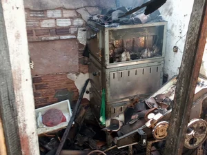 Incêndio atinge estabelecimento comercial na Levada, em Maceió