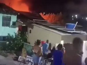 Mulher morre carbonizada após casa pegar fogo no município de Satuba