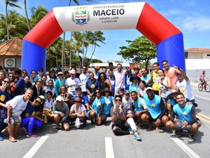 Praia Acessível leva esportes e lazer para a orla de Pajuçara