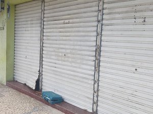 Loja de móveis é arrombada e furtada pela segunda vez neste sábado (31)