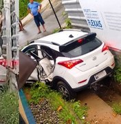 Trem atinge carro em Bebedouro e bloqueia via férrea em Maceió
