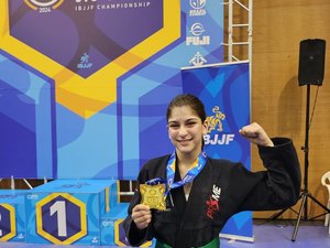 [Vídeo] Alagoana é a grande Campeã do European Kids Jiu Jitsu 2024