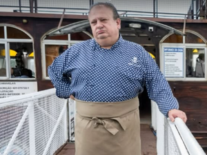 Chef Erick Jacquin diz que celular foi roubado no táxi por ladrão da 'gangue do quebra-vidro': 'isso faz parte do Brasil'