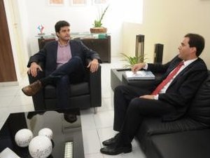 Prefeitura e Câmara de Maceió congelam duodécimo