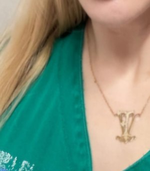 Médica pede ajuda após furto milionário em apartamento na Ponta Verde